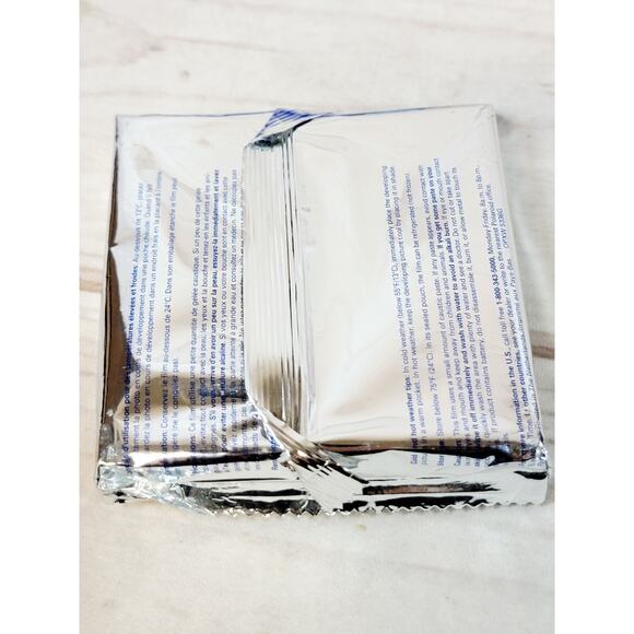 Vintage Polaroid Spectra Instant Film 1 Pack 10 Photos USA Expired 2004 Open Pkg - Picture 2 of 8